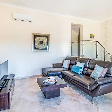 Encosta Dos Salgados By Interhome Tatil Evi