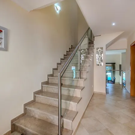 Tatil Evi Encosta Dos Salgados By Interhome